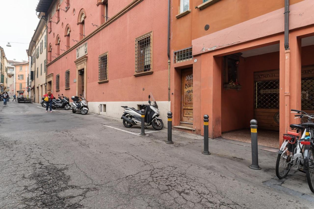 Bologna Central Studio Bolonha Exterior foto